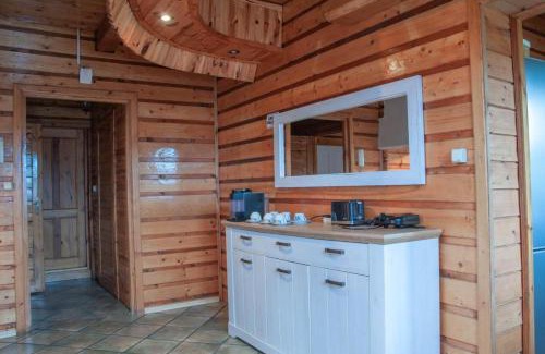 Niegowa House | Chata w Mirowie