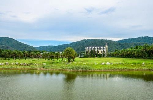 Khao Yai National Park Hotel | Chateau de Khaoyai Hotel & Resort