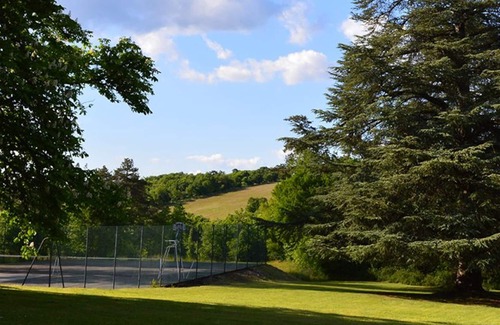 Carlucet RV Rental | Chateau de Lacomte