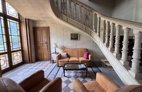 Maigne House | Chateau de Resteau Haut de Gamme 15 pers