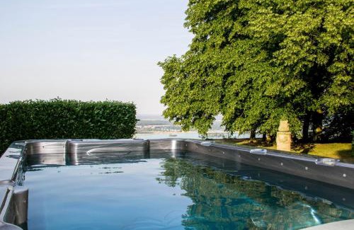 Le Landin Bed & Breakfast | Chateau Du Landin