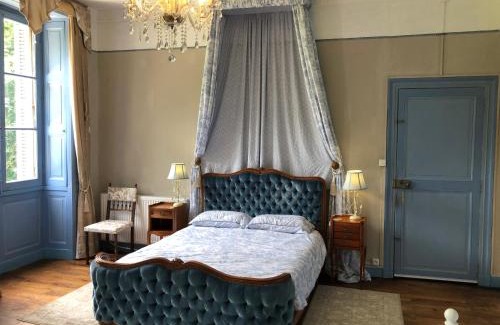 Villiers Bed & Breakfast | Chateau Morinerie