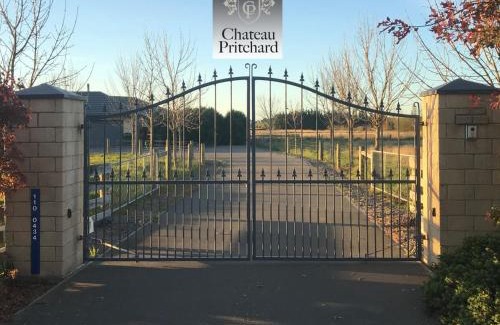 Springston Bed & Breakfast | Chateau Pritchard
