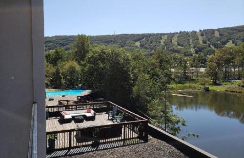 Tannersville Hotel | Chateau Resort & Conference Center