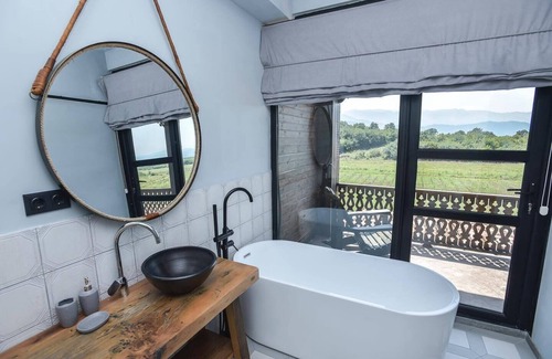 Sairme Hotel | Chateau Vartsikhe