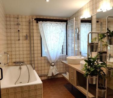 Camblanes-et-Meynac House | Chateau Ysard
