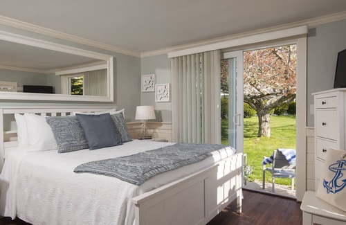 West Chatham Hotel | Chatham Seafarer Inn