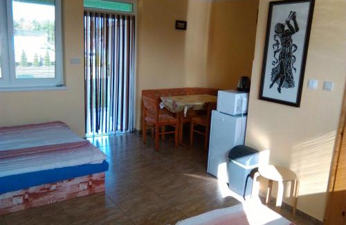 Velky Meder Other | Chatky a apartmány Pod starým orechom - camp