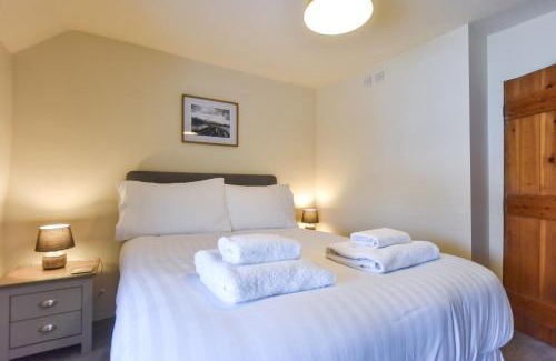 Middleton House | Chatterbox Cottage