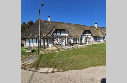 Goupil-Othon House | Chaumière du Château d'ô et sa mini ferme ,Gite 21couchages