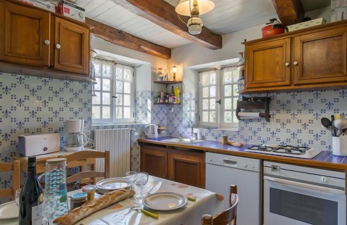 Tregunc House | Chaumiere Natelliou by Interhome