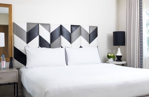 Norma Triangle Hotel | Check West Hollywood, LA! 2 Stunning Suits, Rooftop Heated Pool, Pet-friendly!
