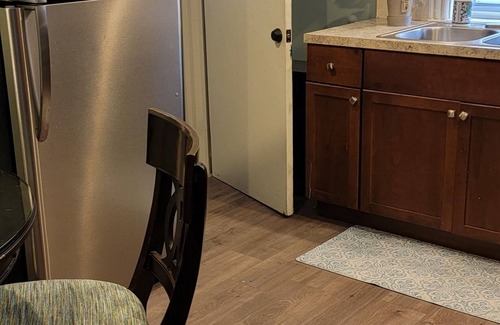 Rutherford House | Cheerful 2 bedroom 15 min from Hershey Park