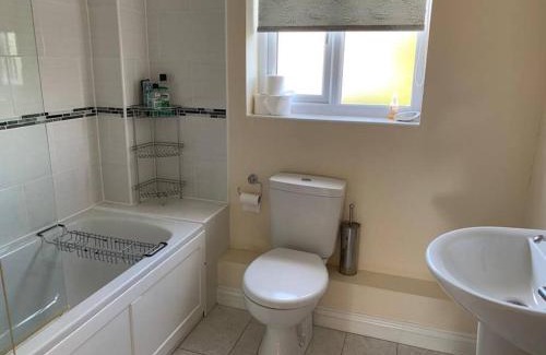 Sheringham House | Cheerful 3 bedroom home close to beach and High St