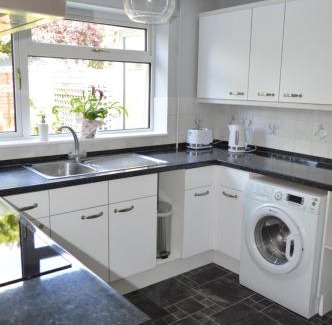 Waddesdon House | Cheerful 3 bedroom property set in the countryside