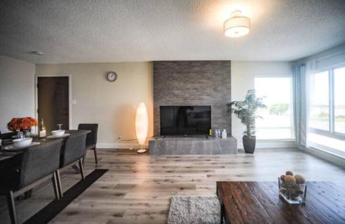 Westlake House | Cheerful 4-bedroom home nearby beach