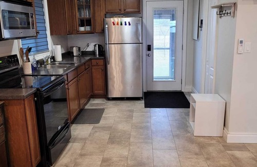 Romney Cottage | Cheerful life at cottage 2 bedroom on Lake Erie