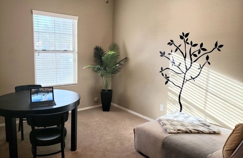 Laveen House | Cheerful Yellow 2-Bedroom Residential Home