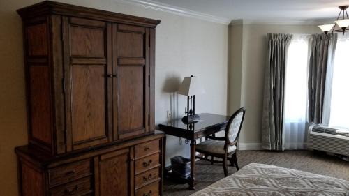 Cow Hollow Hotel | Chelsea Inn