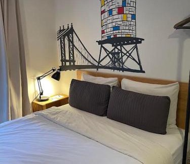 Chelsea Hotel | Chelsea Rooms NYC