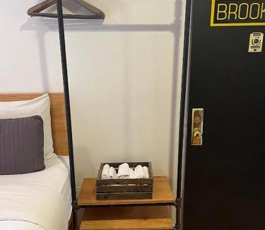 Chelsea Hotel | Chelsea Rooms NYC