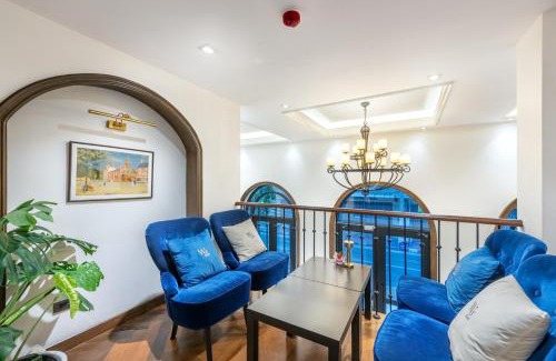 Samran Rat Hotel | Cherie Bangkok Boutique Hotel