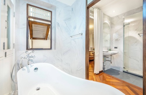 Samran Rat Hotel | Cherie Bangkok Boutique Hotel