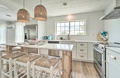 Mooresburg Cottage | Cherokee Lake Home w/Private Dock & Patio!