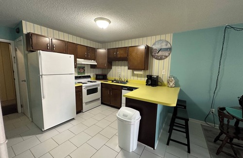 Ash Condo | Cherry Grove-2br Condon2nd Floor Oceanview