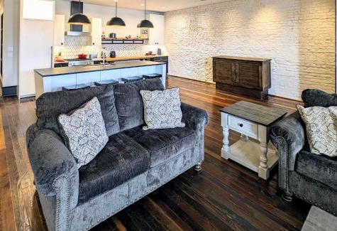 Helena Apartment | Cherry Street Luxury Apartment