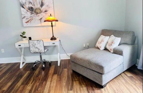 Cherry Street Villa | CHERRY STREET LUXURY- SHOPPING-DINING-BY DOWNTOWN AND HOSPITALs