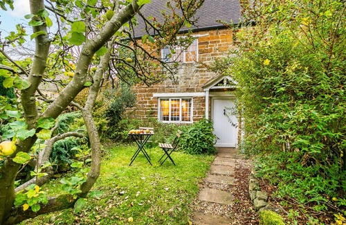 Eydon Apartment | Cherry Tree Cottage - 3 Bed Countryside Retreat