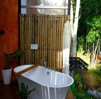 Doi Saket Ski Chalet | Chertarn Homestay