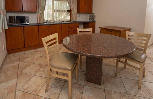 Greater Johannesburg Metropolitan Area Apartment | Cherubim Heights Villa no1