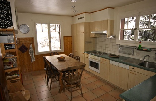 Ollon Ski Chalet | Chesieres: Old typic Swiss Chalet