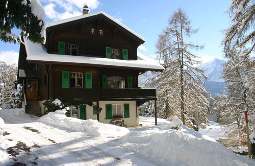 Ollon Ski Chalet | Chesieres: Old typic Swiss Chalet
