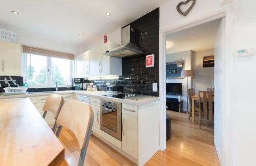 Gloucester Apartment | Chesterton Court Apartment