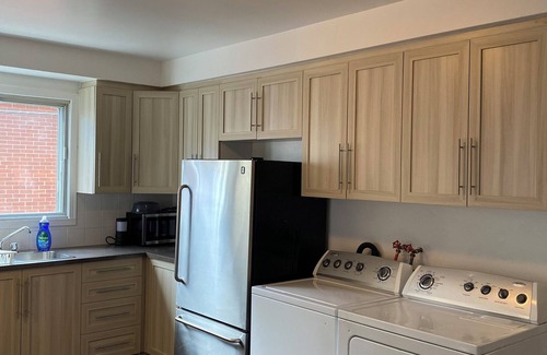 Saint-Leonard Apartment | Chez Amie à Saint Léonard