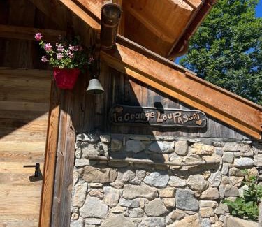 Saint-Etienne-de-Tinee Bed & Breakfast | Chez Fred et Carine (Petit-déjeuner bio inclus)