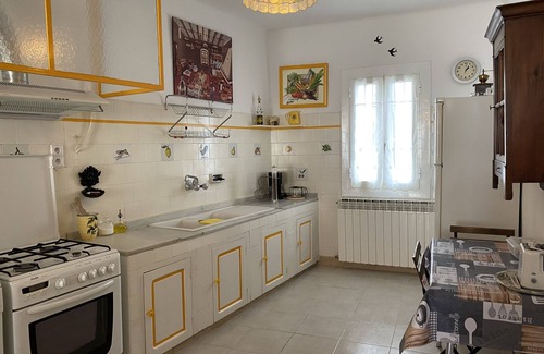 Bourg-Madame Apartment | Chez Hélène, adapted PMR (disabled) dogs welcome 4 pax, 3*gites de France