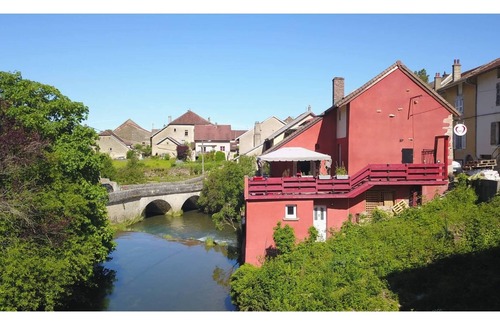 Arbois House | CHEZ INES 2 to 8 pers ARBOIS