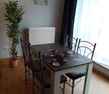 Lorcy Apartment | Chez isa