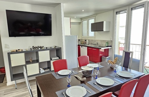 Bagneres-de-Luchon Apartment | Chez Louise, 3min from the market and 10min from the chairlift, ideal for families