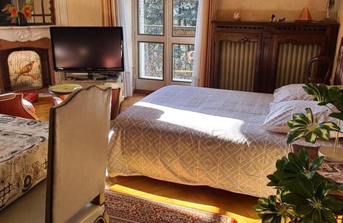 Aix-les-Bains City Center Apartment | Chez Mado