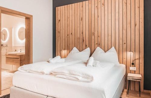 Fuegen Apartment | CHEZ NOUS - Stylish Apartment with Balcony & Parking in Zillertal, presented by AlpenLuxus