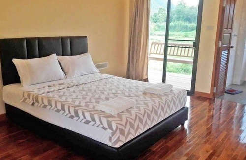 Mae On Bed & Breakfast | Chiang Mai Resort Getaway Deluxe Room