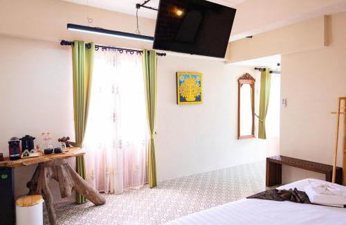 Tha Wang Tan Hotel | Chiang Ron