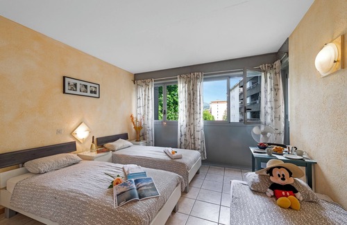Pedrinate Apartment | Chiasso Apartments 204
