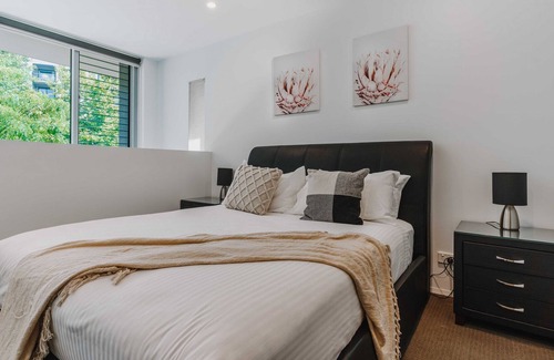 Capital Hill Apartment | Chic 1-Bed Apartment near Parliament House