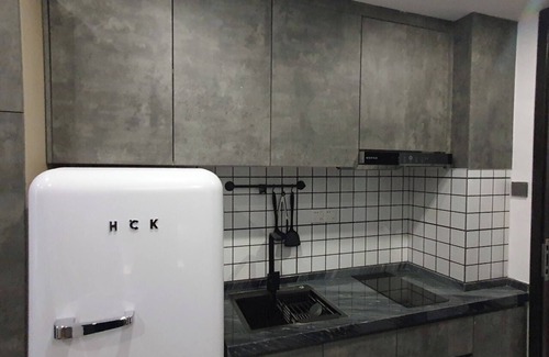 Phnom Penh City Centre Apartment | Chic 1-bedroom apartment in welcoming Phnom Penh with AC, WiFi